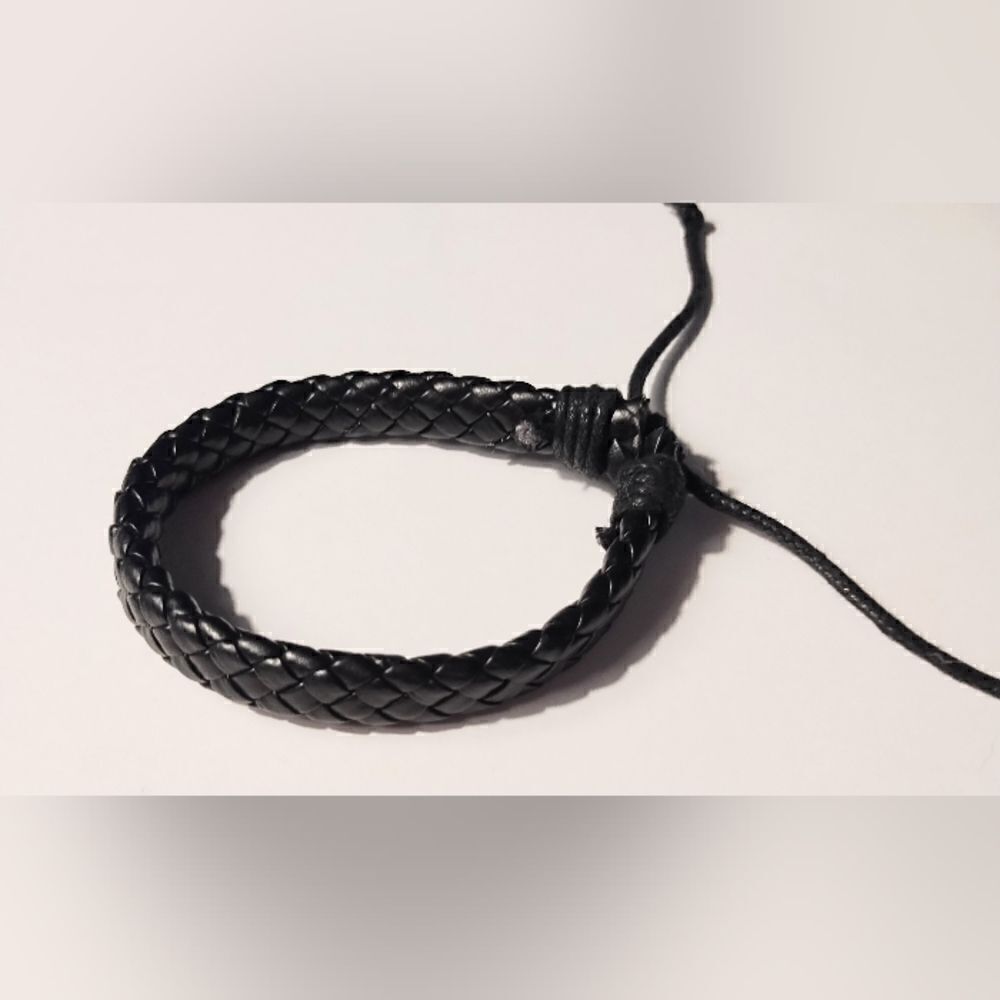 Men's leather‎ bracelet braided black new d80